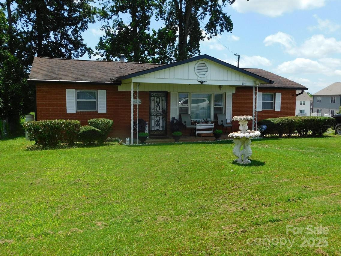 814 Aileen Cir., Pineville, NC 28134