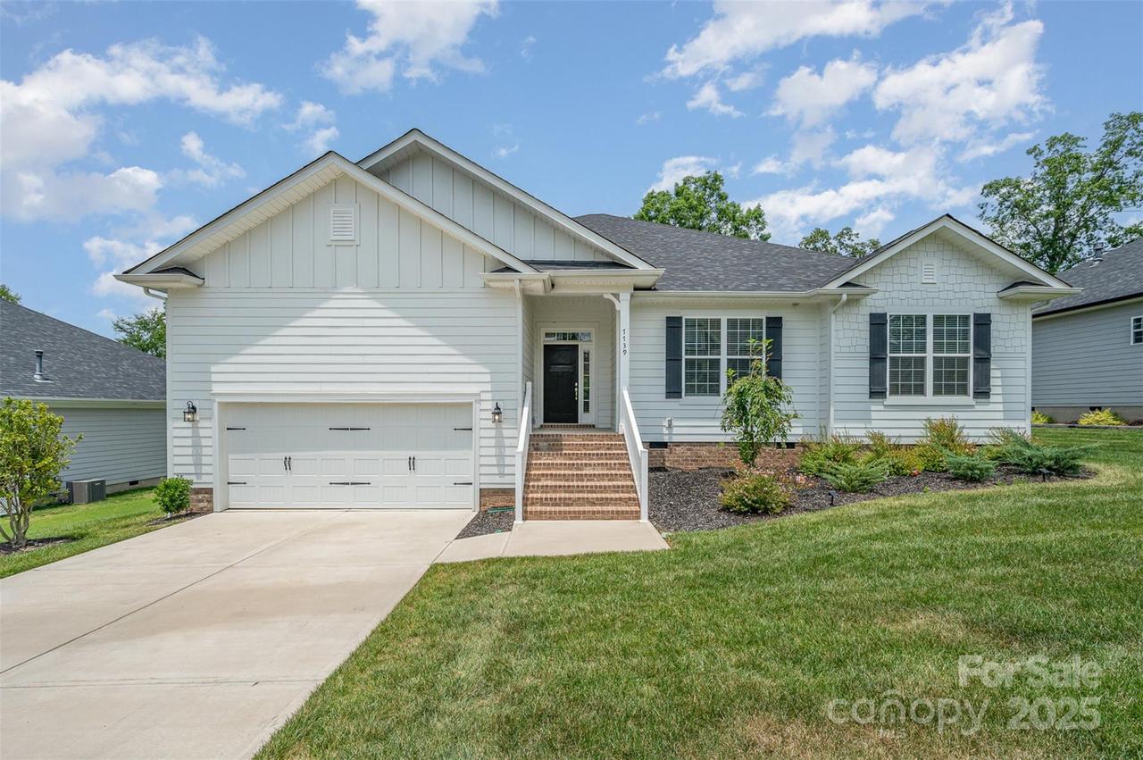 7739 Village Pkwy., Locust, NC 28097