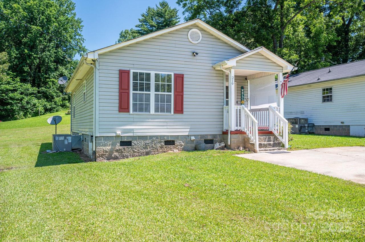 219 E Boston Ave. #14,15,16, Bessemer City, NC 28016