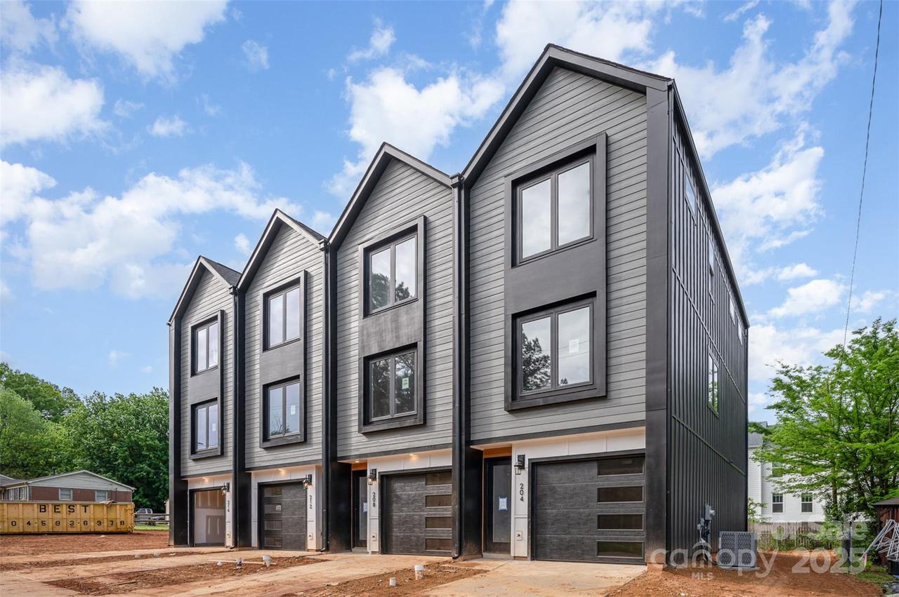 216 Mattoon St., Charlotte, NC 28216