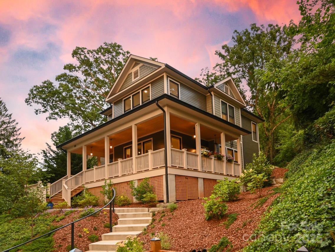 101 Santee St., Asheville, NC 28801