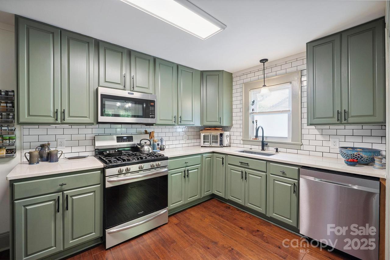 576 Washington Ave., Valdese, NC 28690