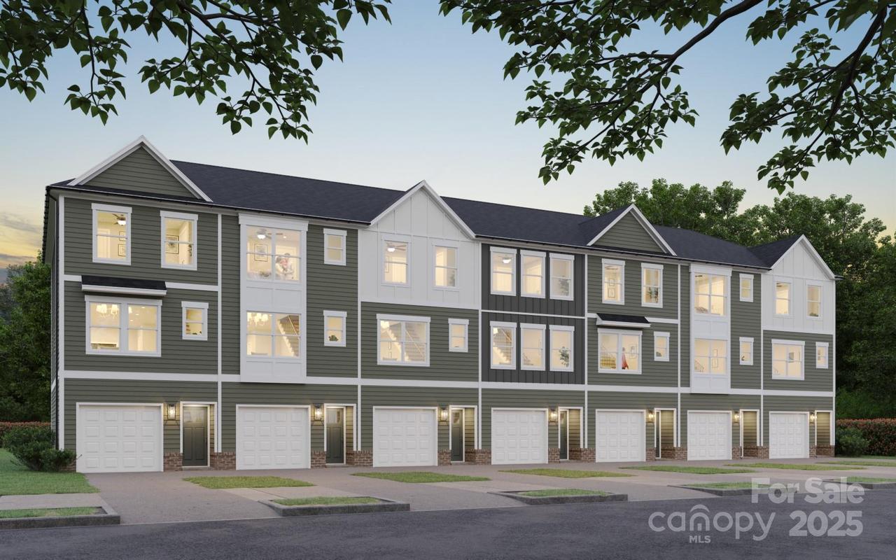 728 Drakeford Ct., Charlotte, NC 28216