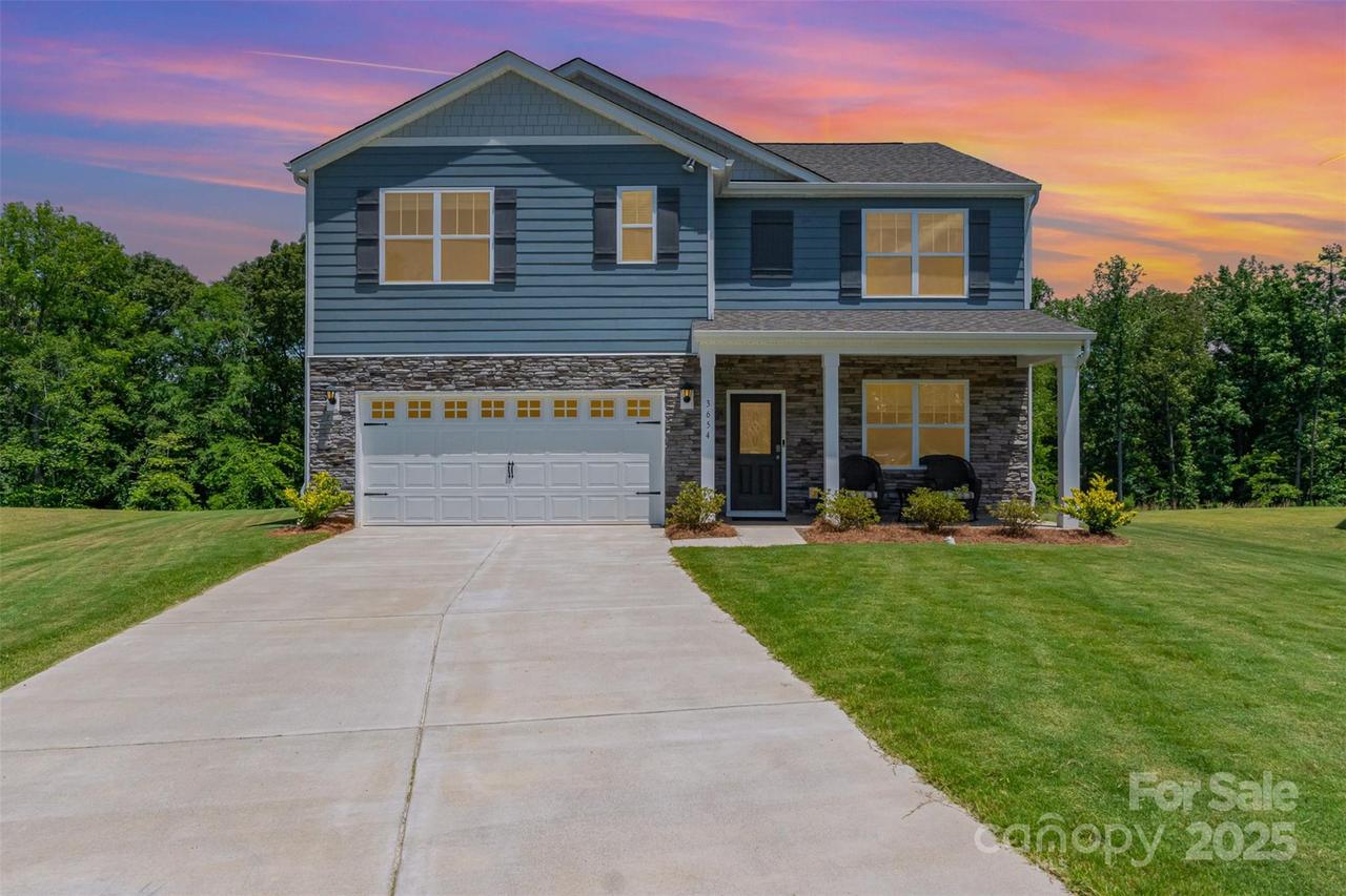 3654 Azalea Ridge Dr., Mount Holly, NC 28102