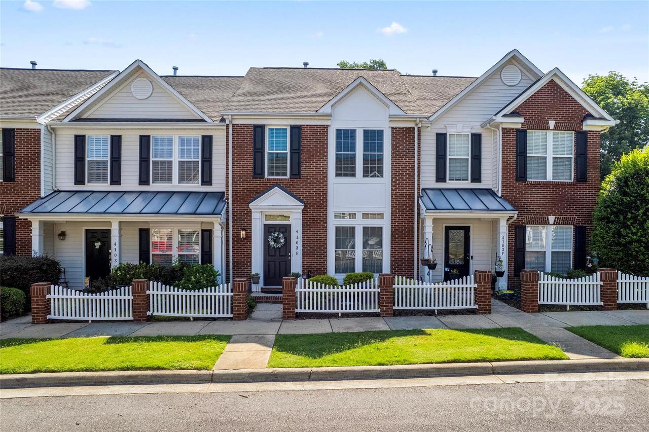 4103 Christine Ln. #E, Waxhaw, NC 28173