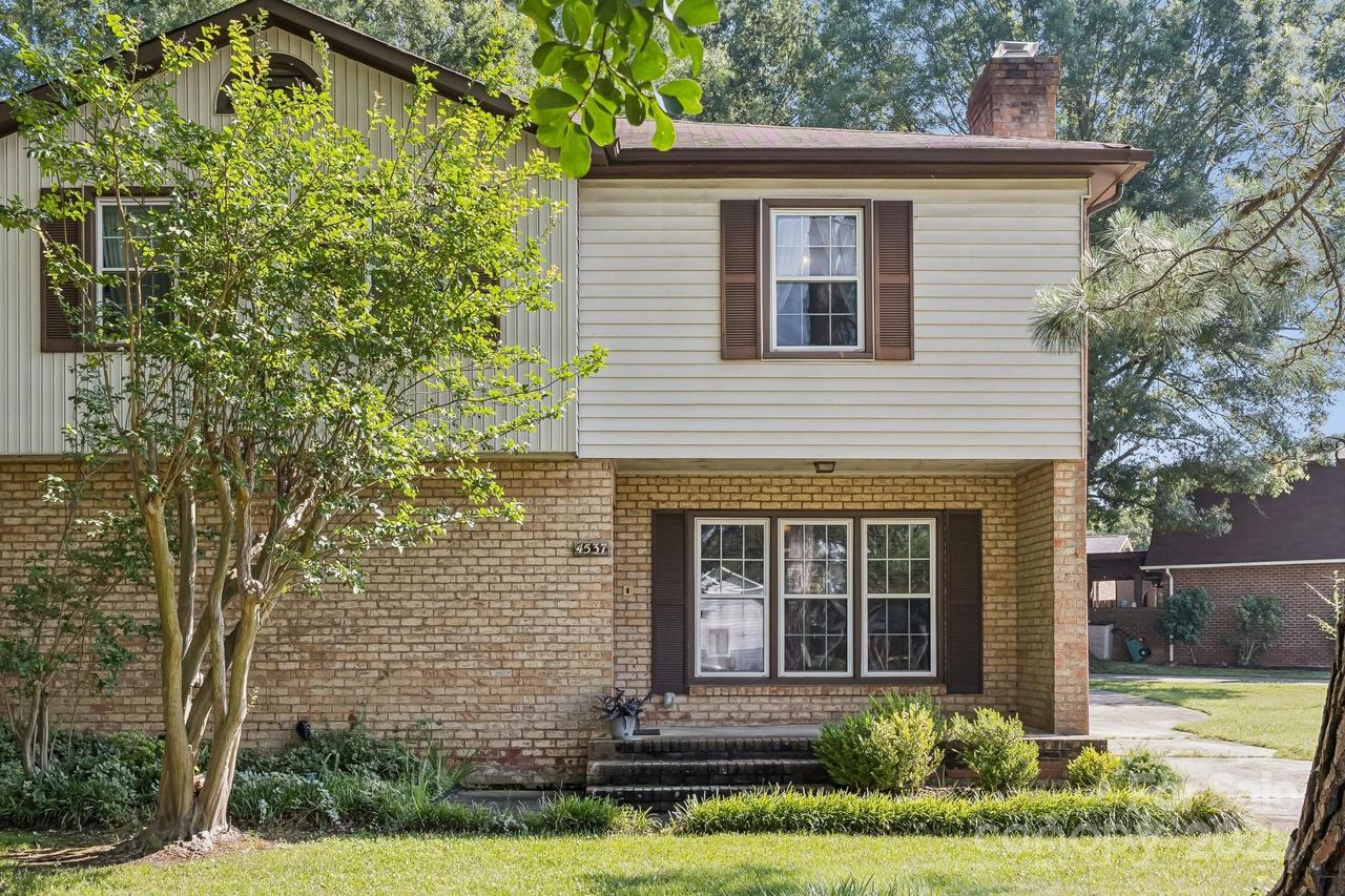 4537 Swan Meadow Ln., Charlotte, NC 28226