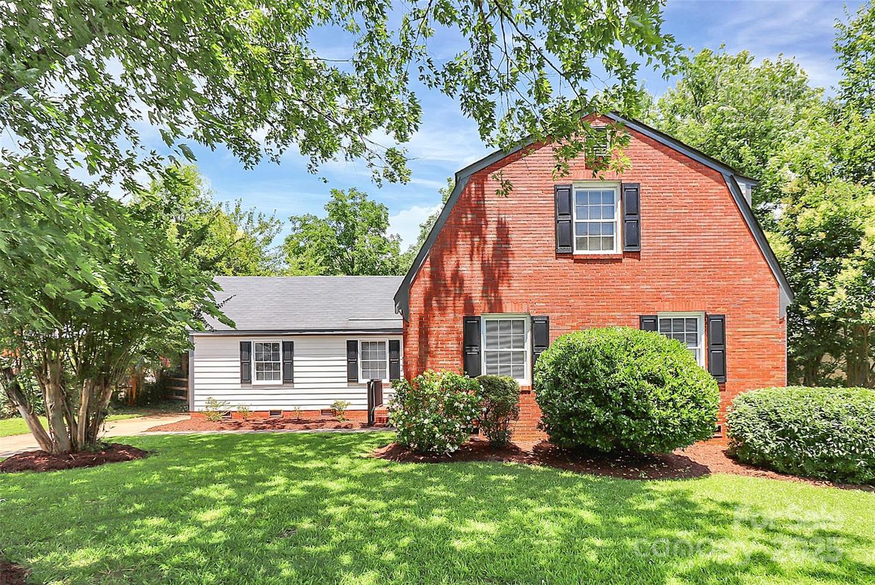 3909 Woodbriar Tr., Charlotte, NC 28205