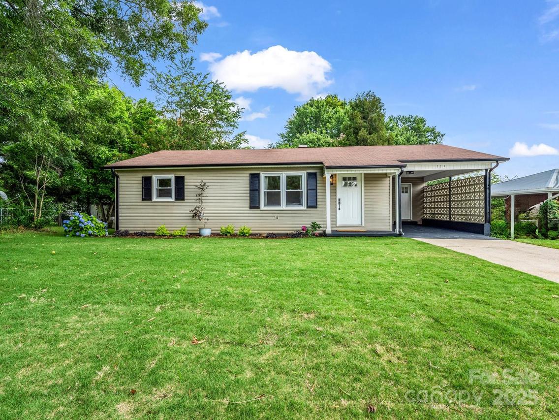 228 Old Wagy Rd., Forest City, NC 28043