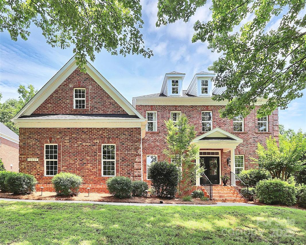 13824 Glen Abbey Dr., Charlotte, NC 28278