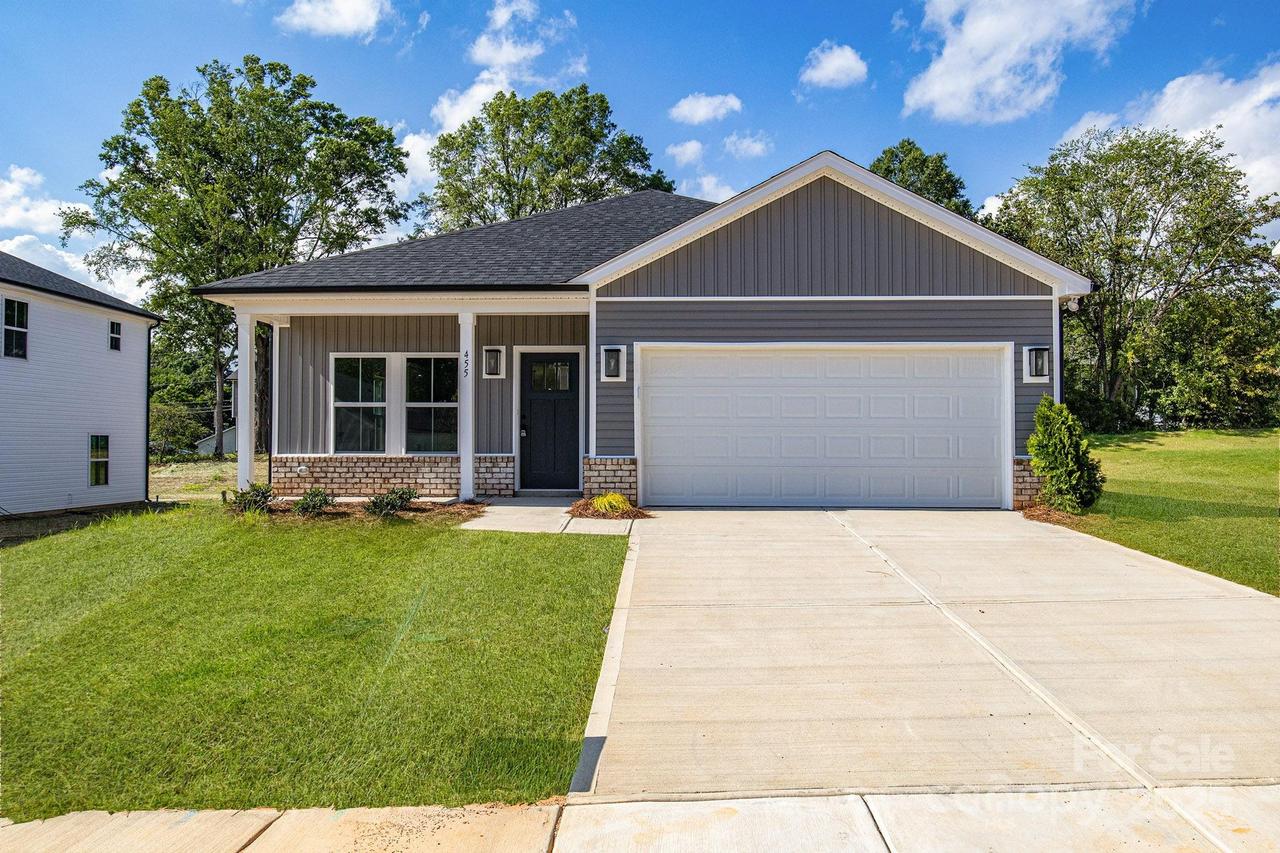 455 Contentment Ct. #18, Kannapolis, NC 28081