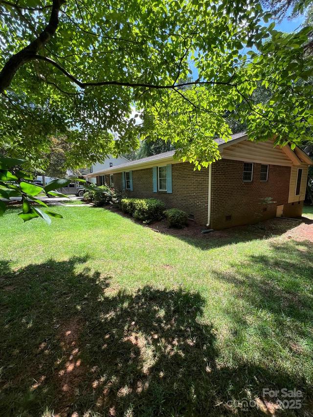 2300 Lakeview Cir. #10, Matthews, NC 28105