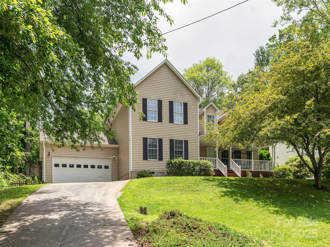 30 Collenwood Rd., Arden, NC 28704