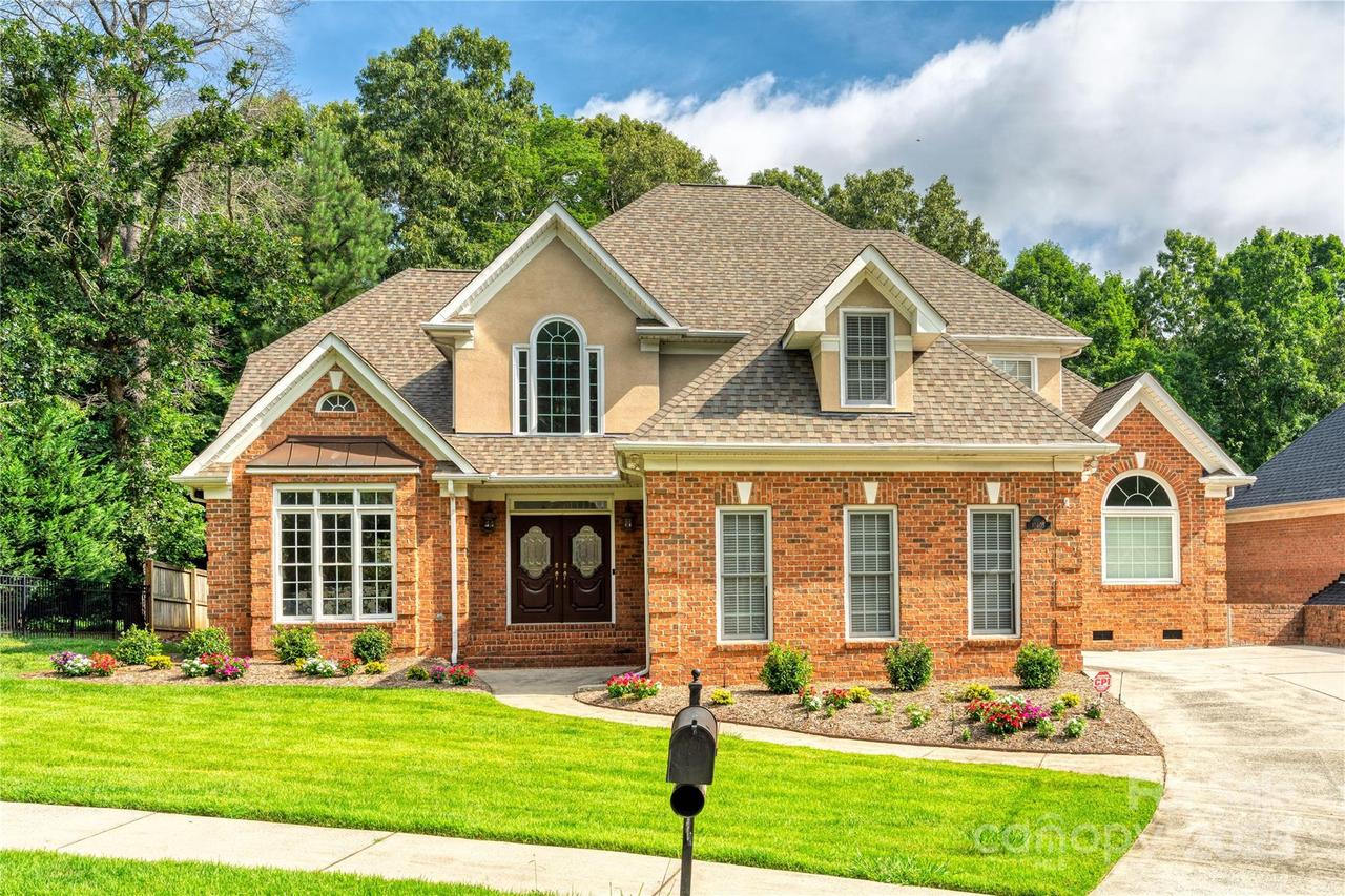 10405 Lady Grace Ln., Charlotte, NC 28270