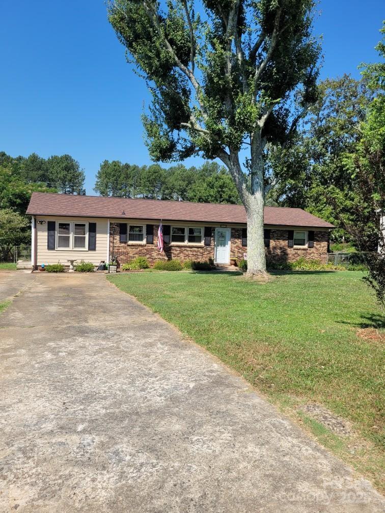 111 Redwood Ln., Gastonia, NC 28052