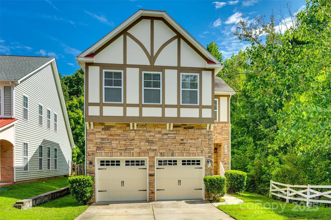 13916 Mallard Lake Rd., Charlotte, NC 28262