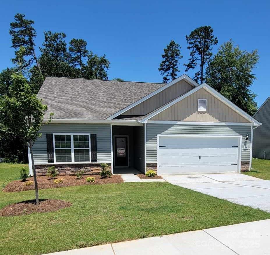 1047 Russell Dr., Winston Salem, NC 27127