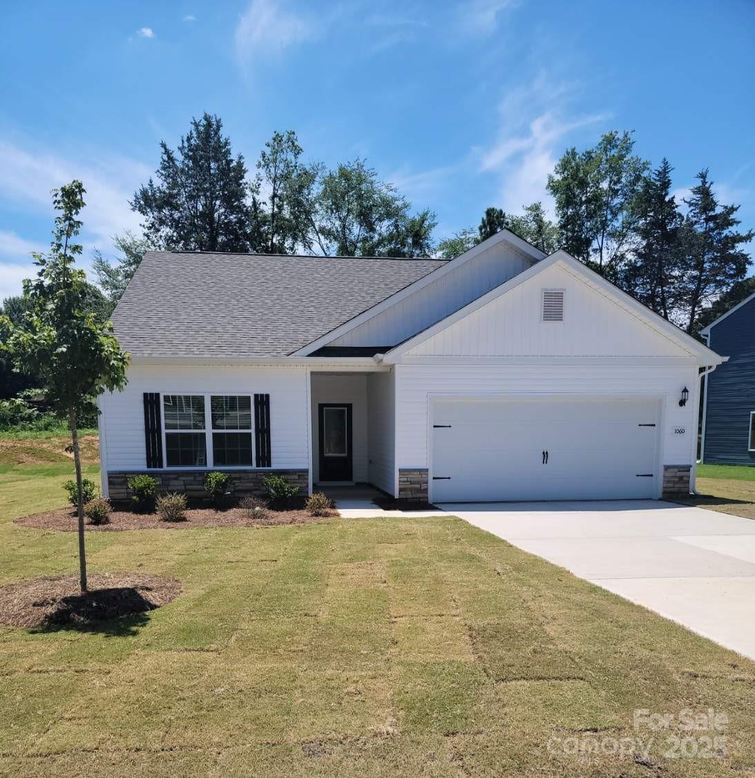 1060 Russell Dr., Winston Salem, NC 27127