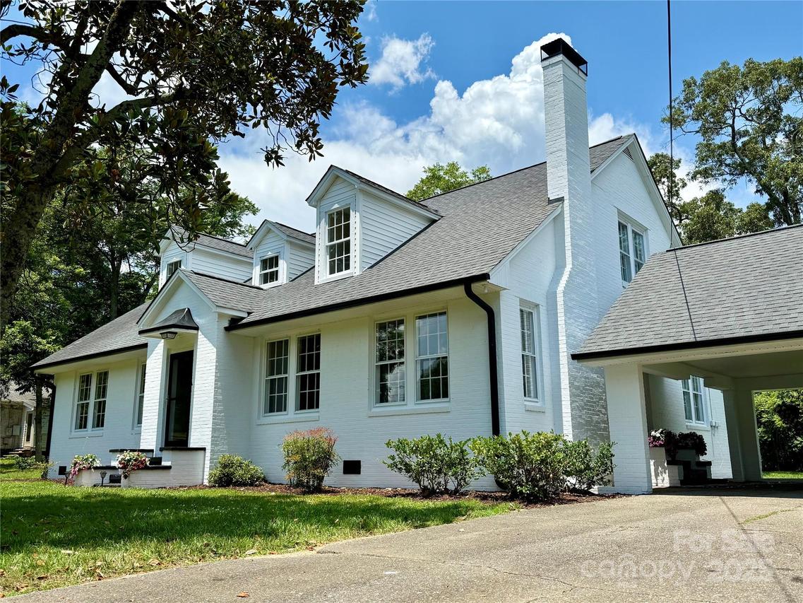 309 E Main St., Lattimore, NC 28089
