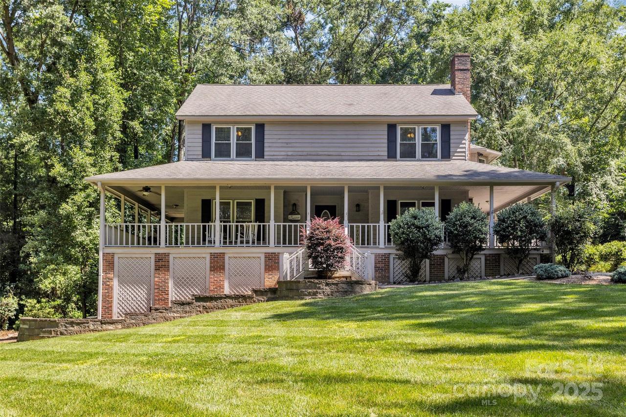408 Camelot Dr., Salisbury, NC 28144