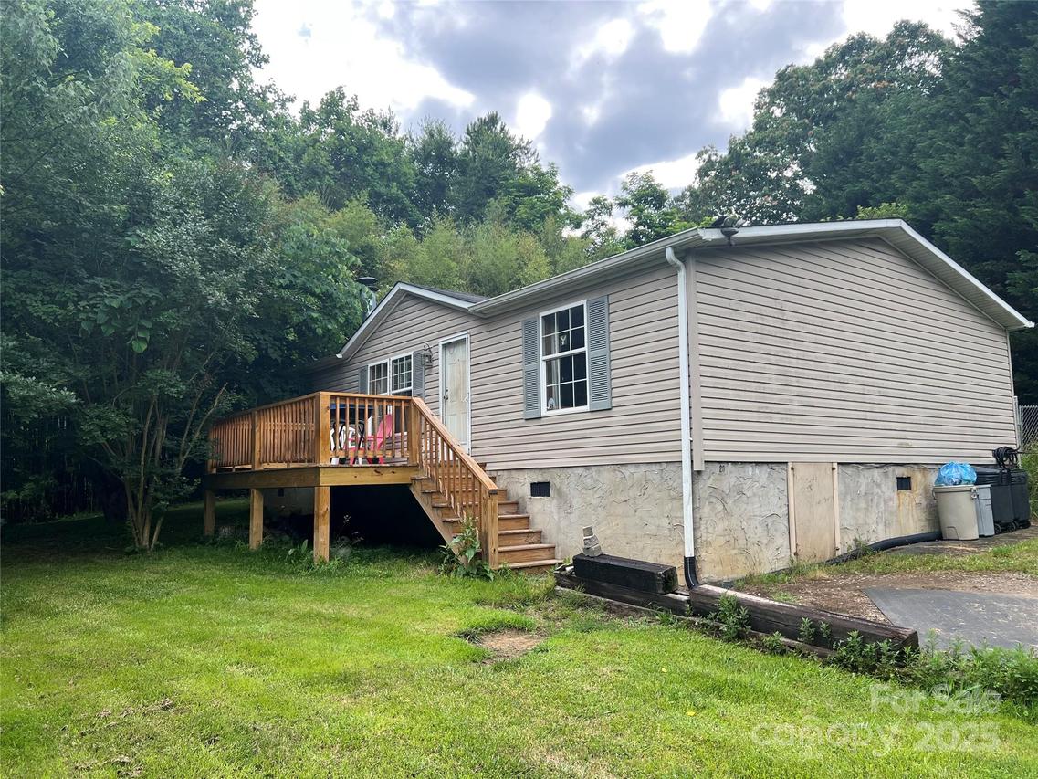 20 Weathered Rd., Alexander, NC 28701