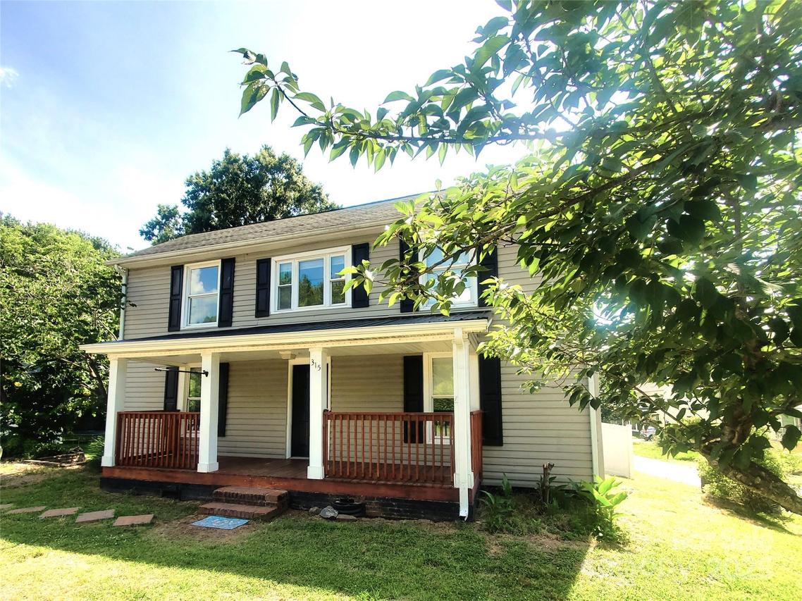 315 Second St., Stanley, NC 28164