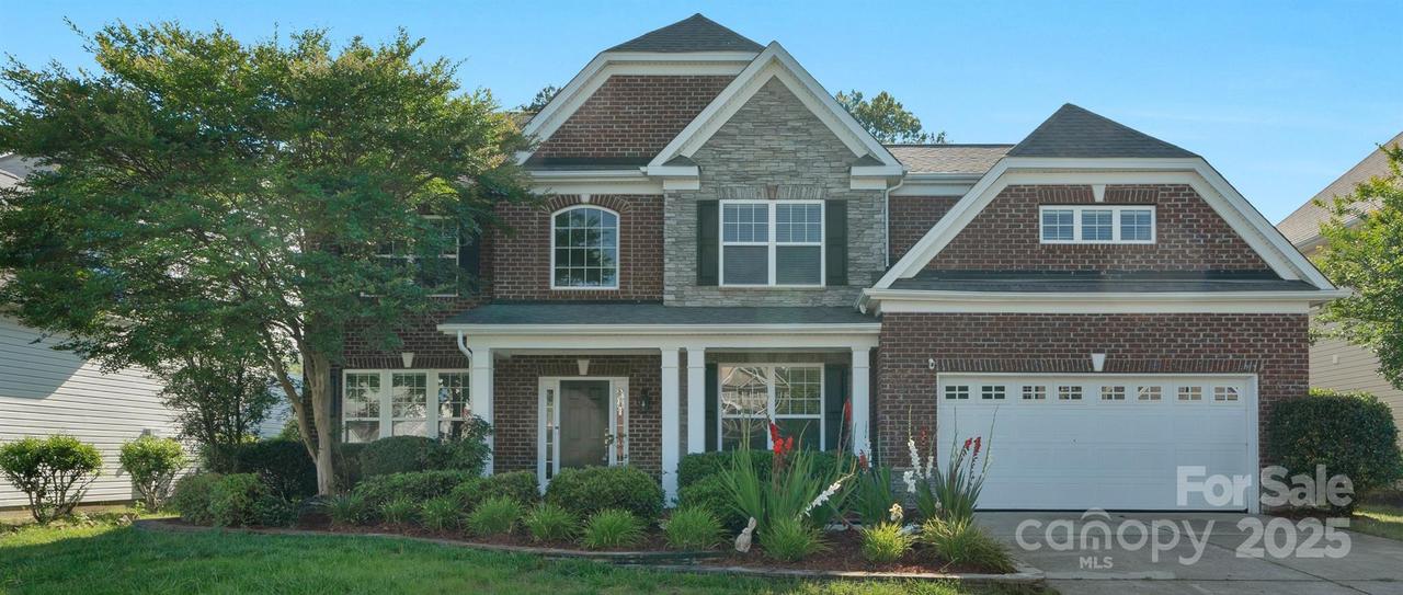 8325 Burgundy Ridge Dr., Harrisburg, NC 28075
