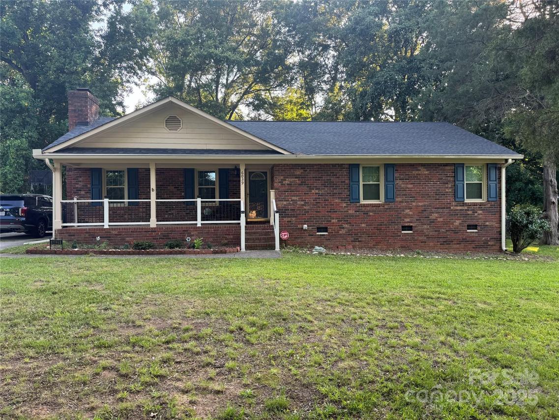 6039 Donna Dr., Charlotte, NC 28213