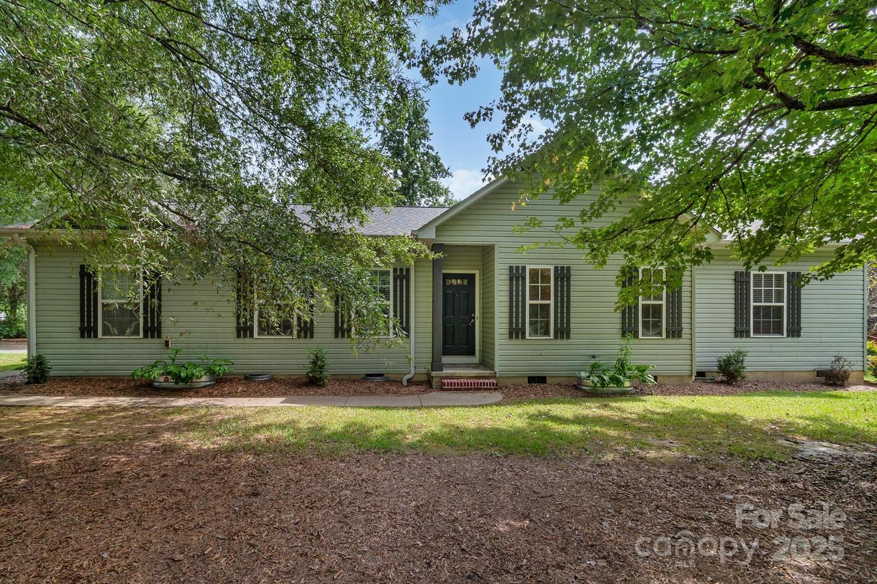 13221 Brandywine Ln., Midland, NC 28107