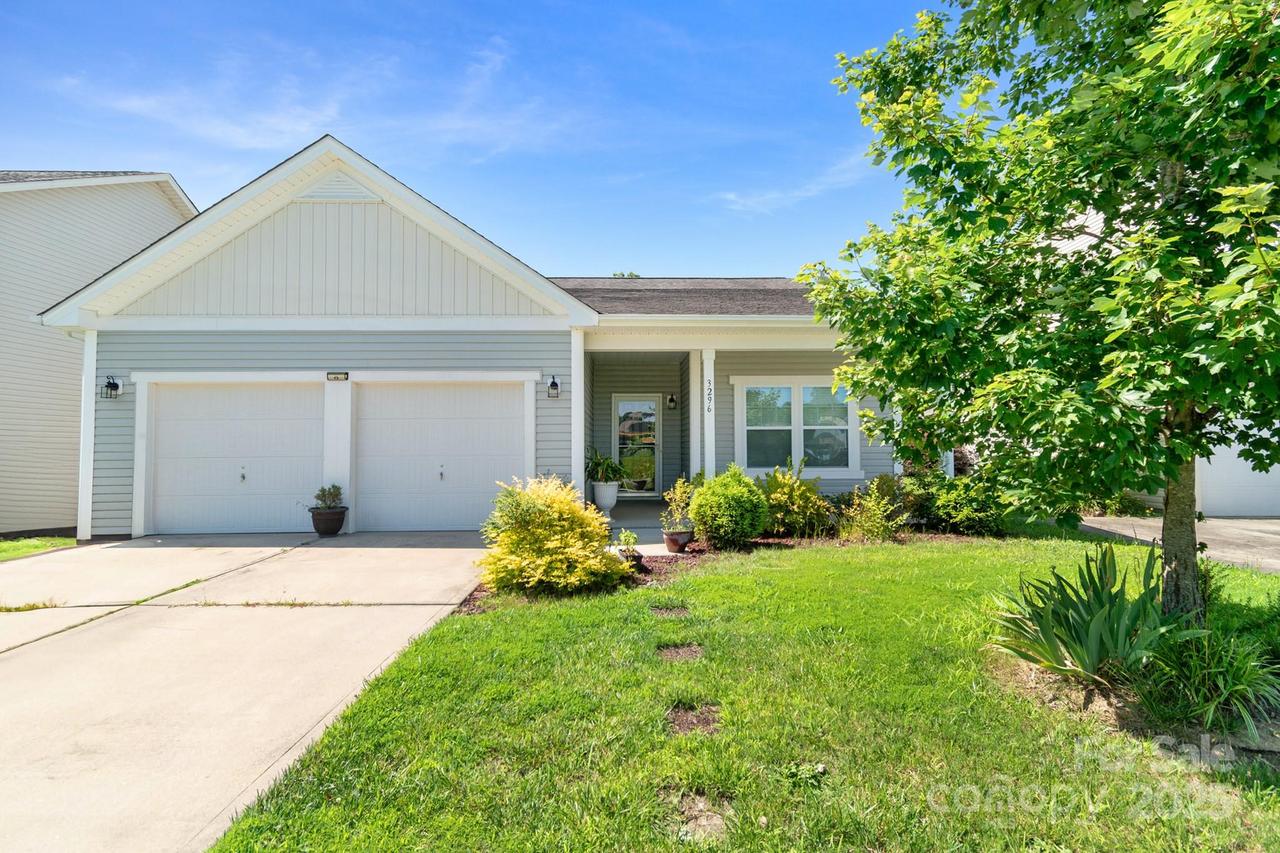 3296 Saddlebrook Dr., Midland, NC 28107