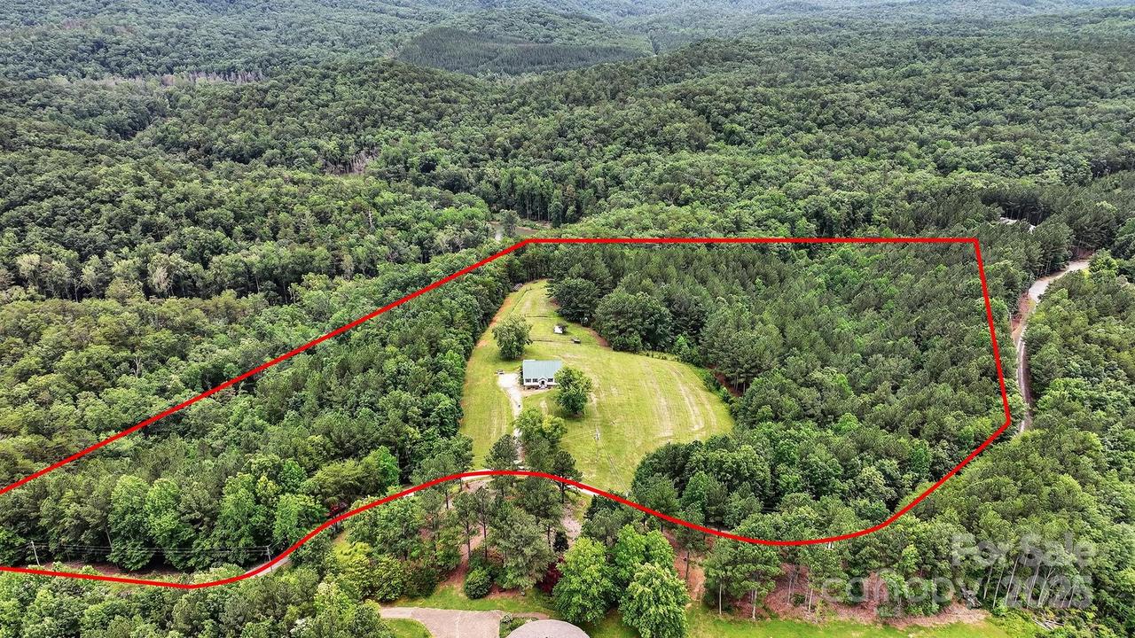 303 Ridgeview Dr., Mill Spring, NC 28756