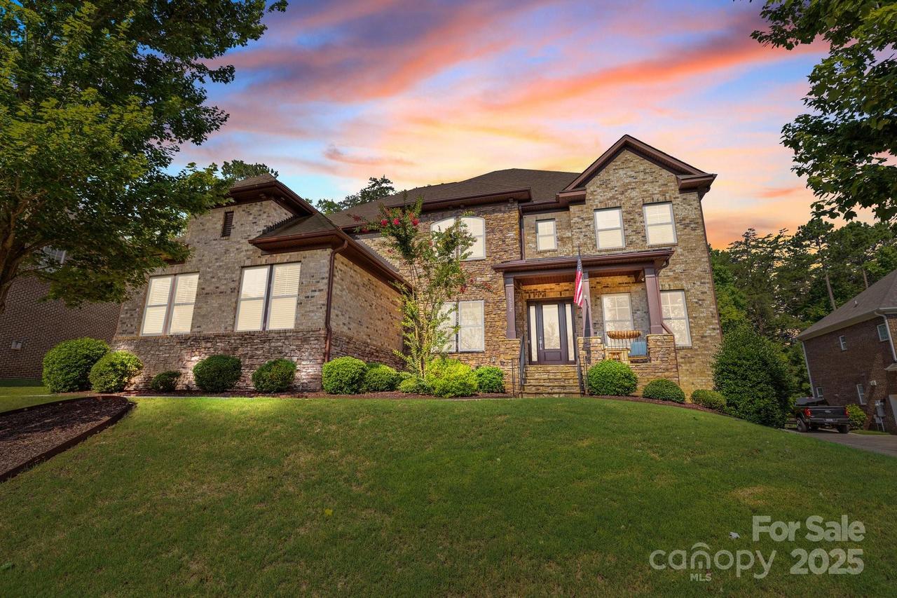 16522 Flintrock Falls Ln., Charlotte, NC 28278