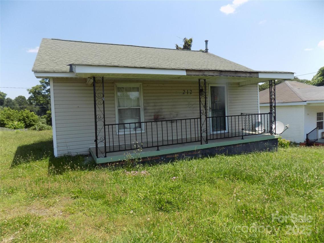 212 Huffman Rd., Gastonia, NC 28052
