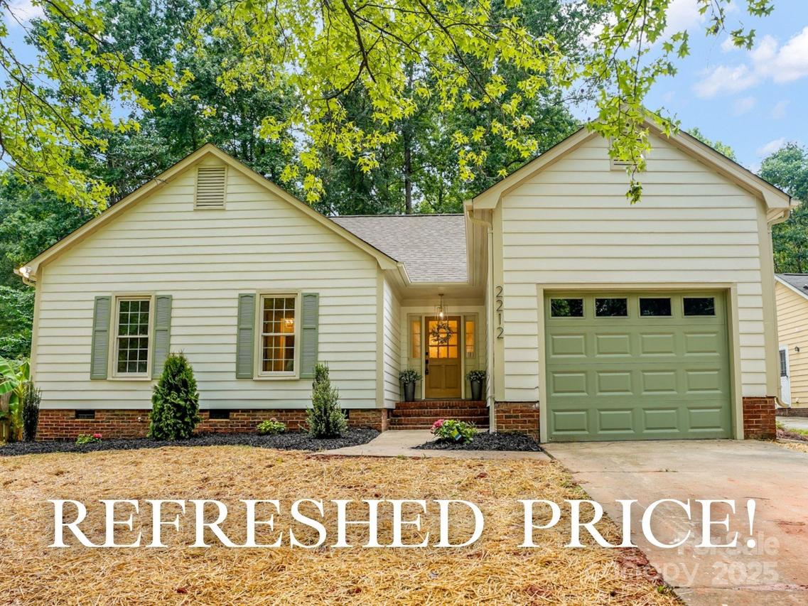 2212 Pinebrook Cir., Charlotte, NC 28208