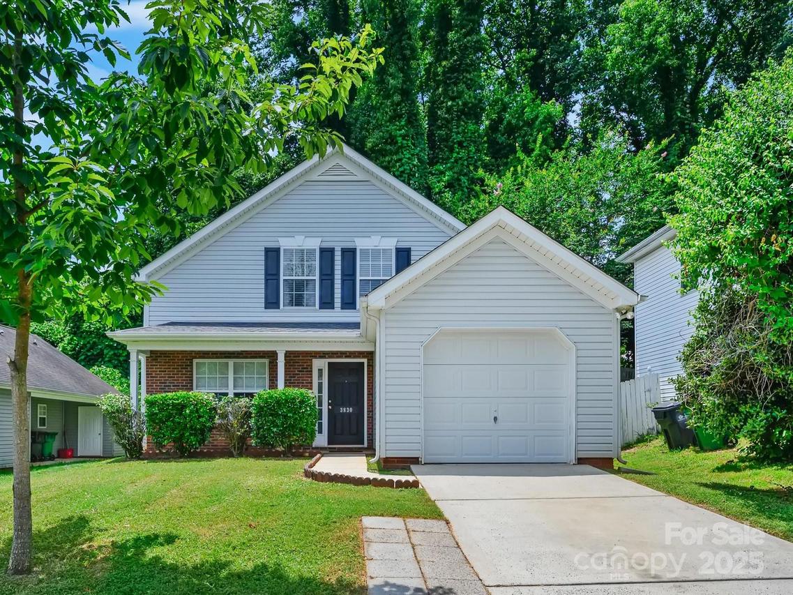 3830 Brookchase Ln., Charlotte, NC 28205