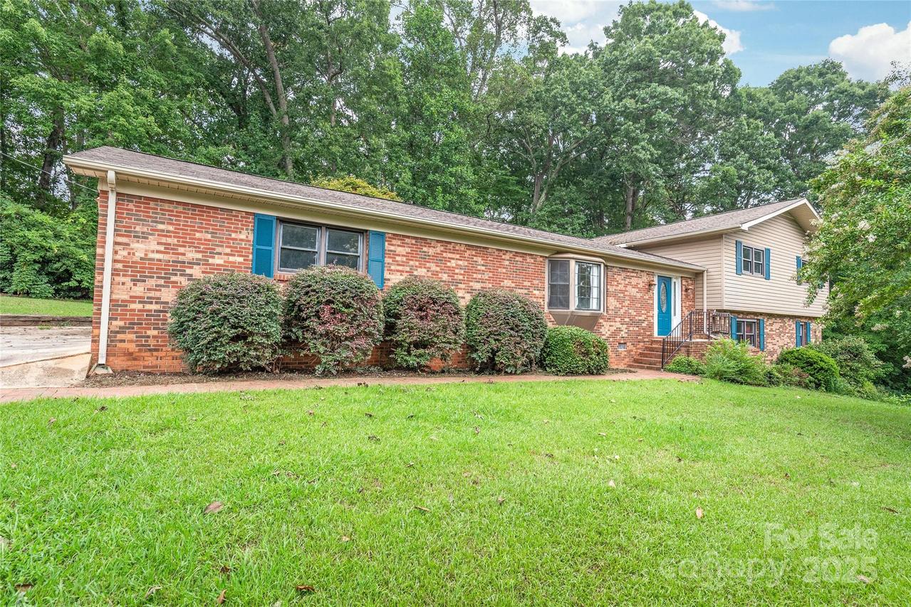 43 Bowen Dr., Belmont, NC 28012