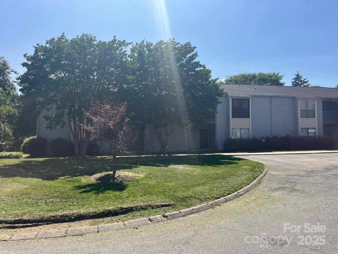 11123 Harrowfield Rd., Charlotte, NC 28226