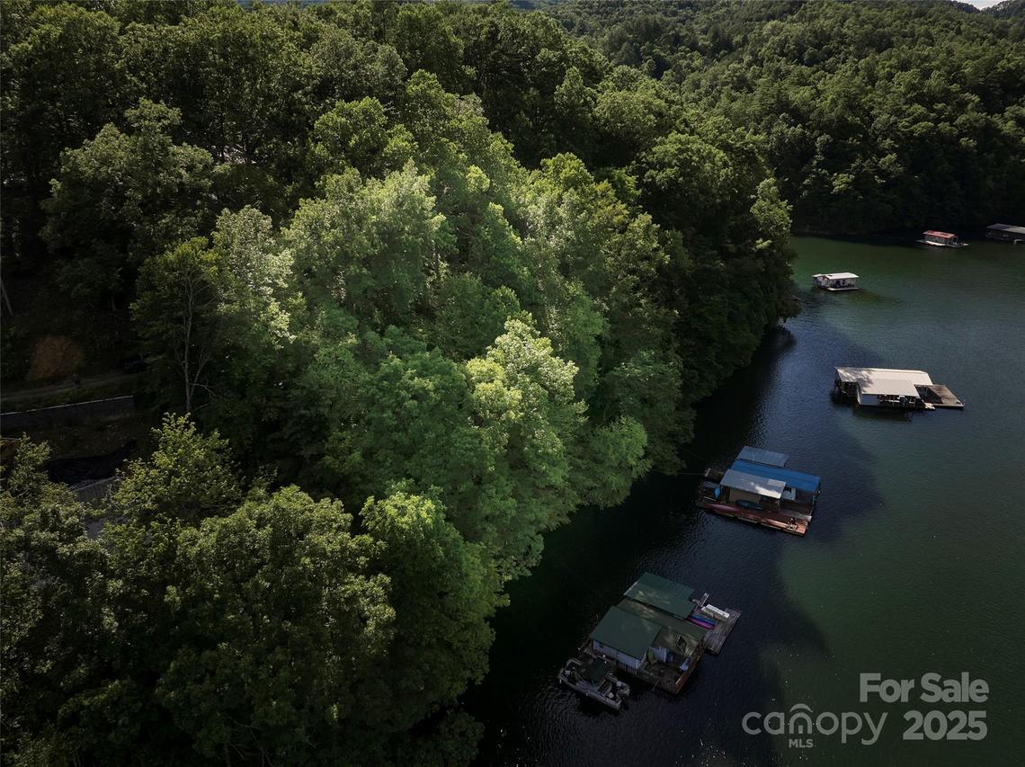 28 Panther Creek Rd., Almond, NC 28702