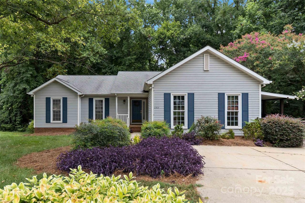 2303 Valleyview Dr., Charlotte, NC 28215