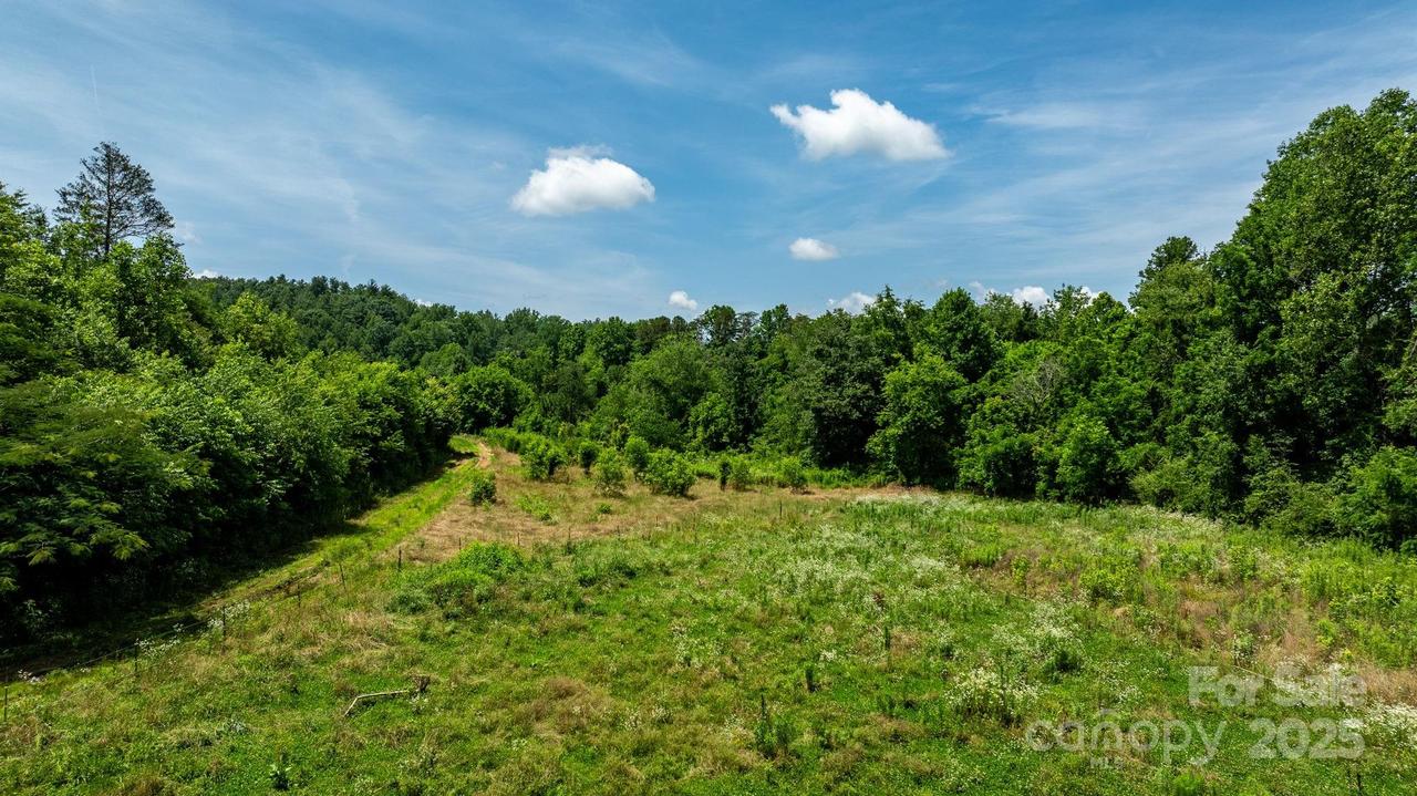0000 Rocky Rd., Lenoir, NC 28645