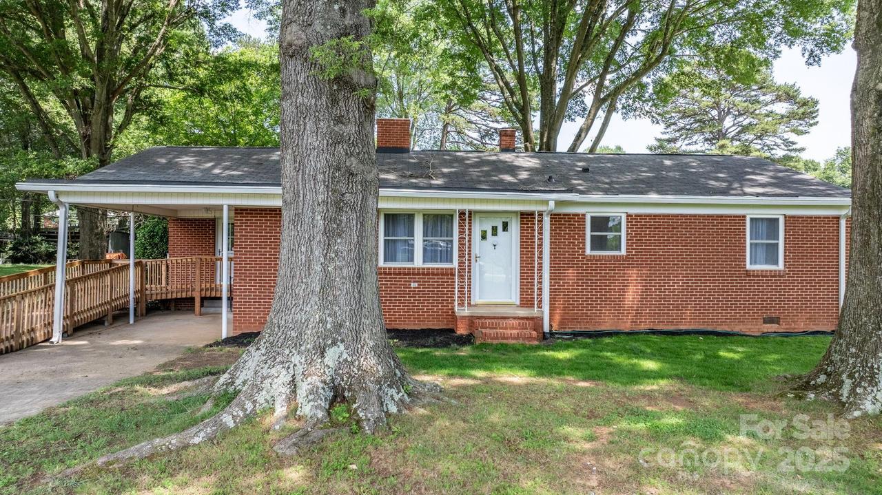 151 Third Creek Rd., Statesville, NC 28677