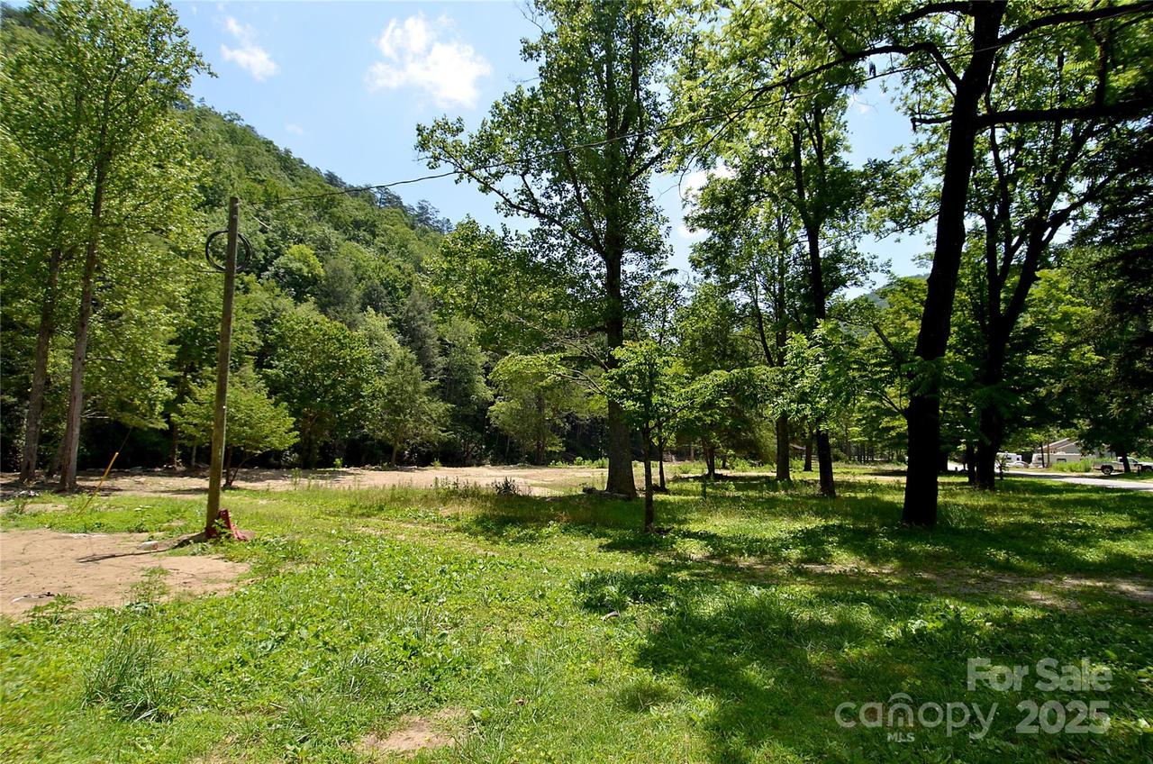 6780 Buck Creek Rd., Marion, NC 28752