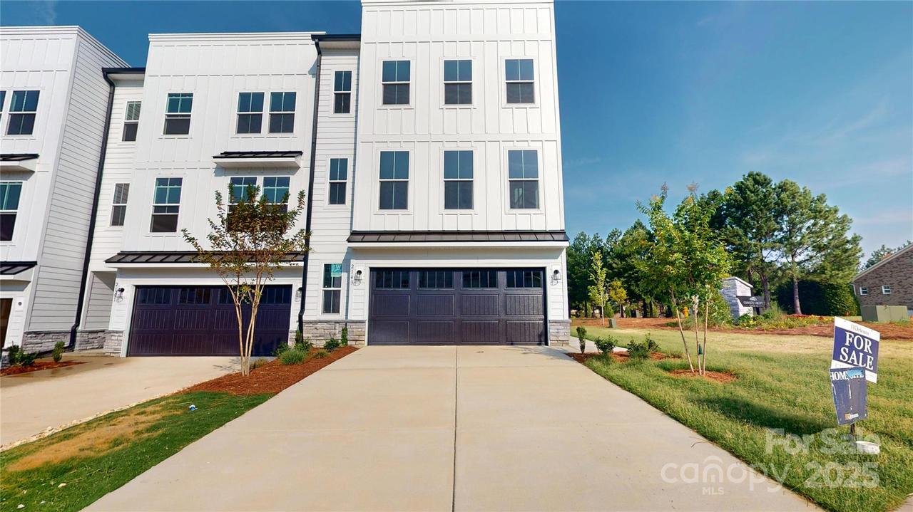 2143 Barrowcliffe Dr., Concord, NC 28027