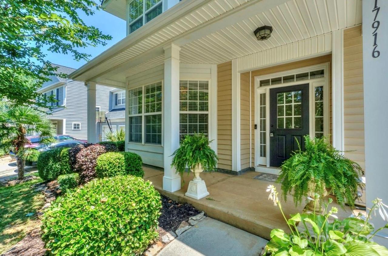 17916 Caldwell Track Dr., Cornelius, NC 28031