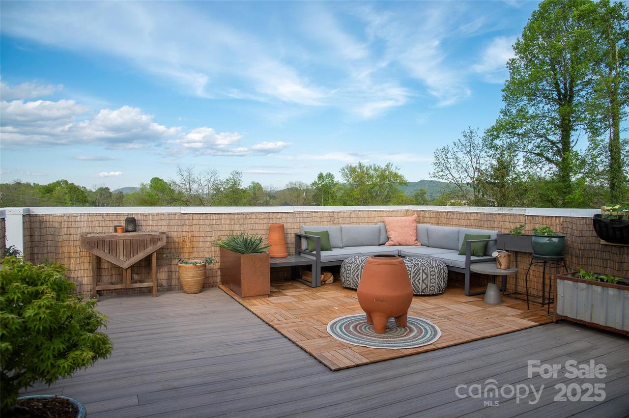 26 Carrick Ln., Brevard, NC 28712
