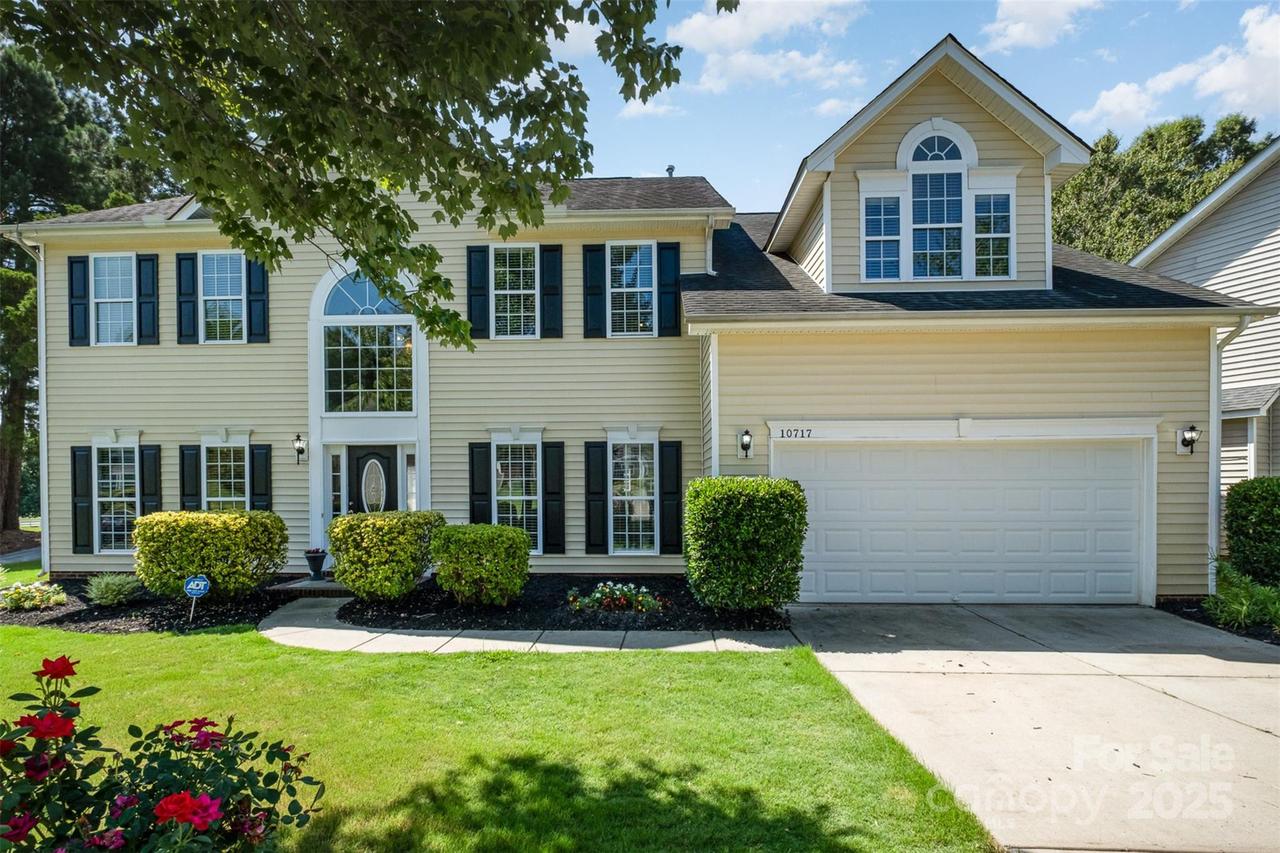 10717 Dapple Grey Ln., Charlotte, NC 28213