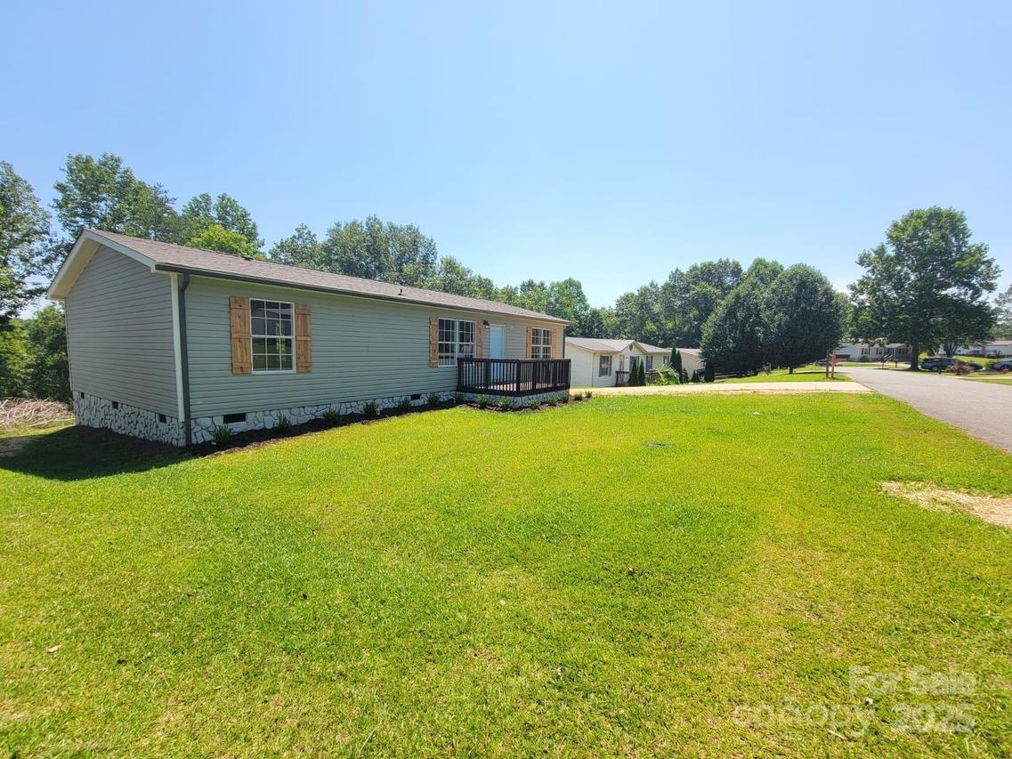 186 Harmony Dr., Nebo, NC 28761
