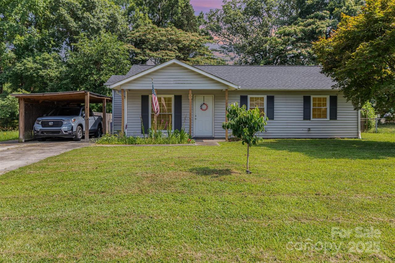 7224 Newell Acres Dr., Charlotte, NC 28215