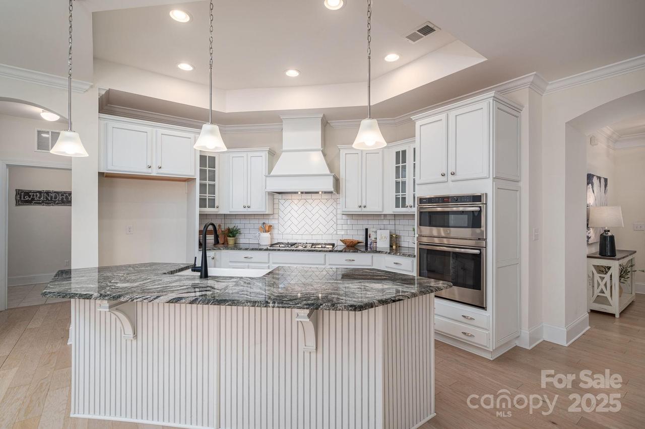 5268 Courtyard Ln., Belmont, NC 28012