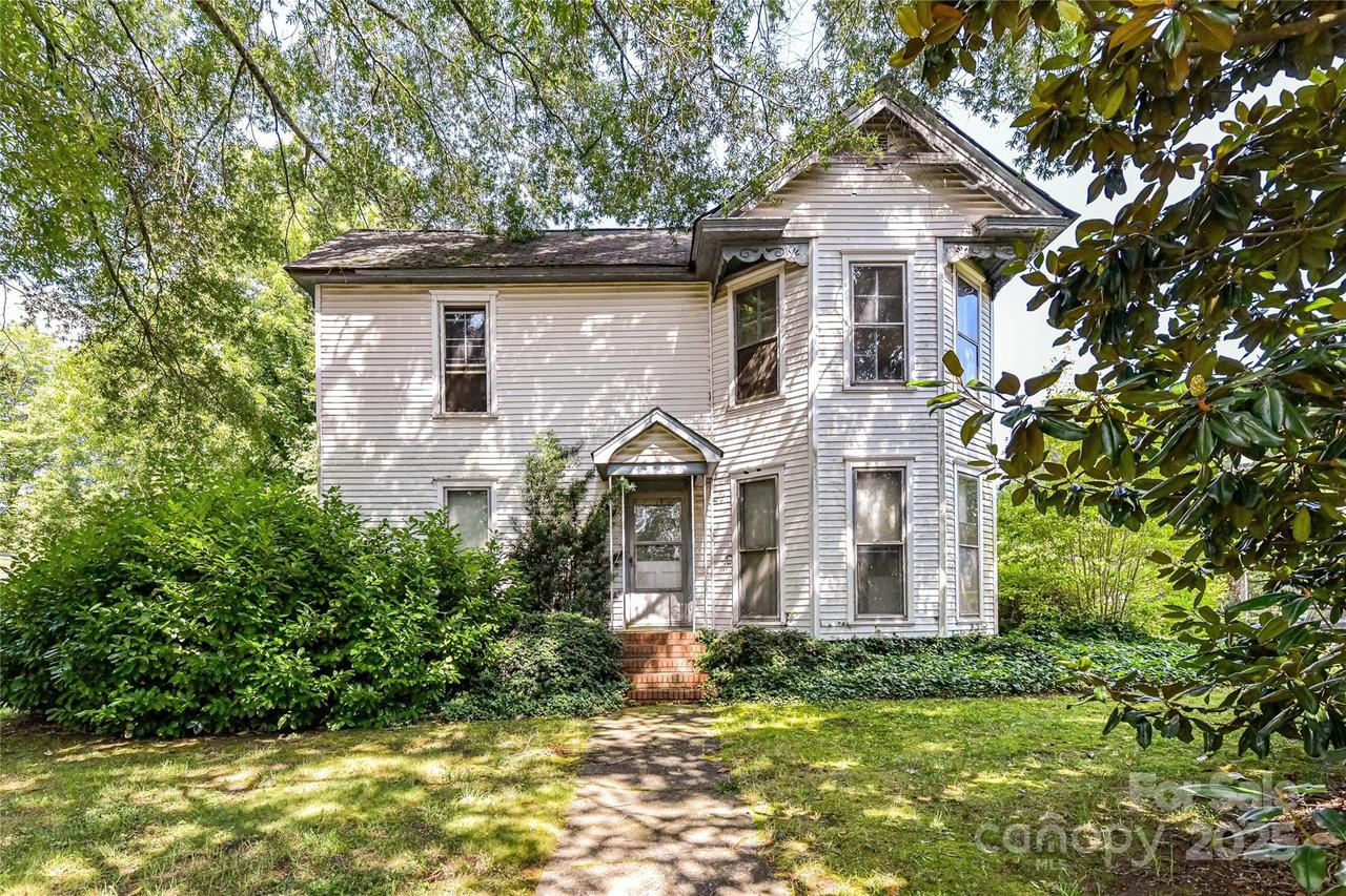 504 Potts St., Davidson, NC 28036