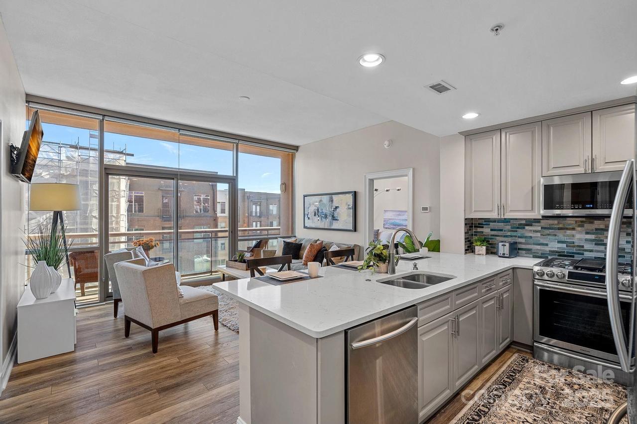 315 Arlington Ave. #607, Charlotte, NC 28203